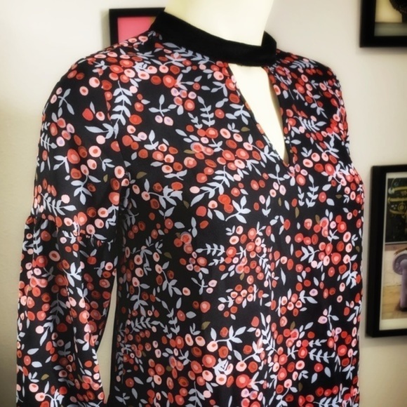 LOFT | Puffer Long Sleeve Floral Berry Keyhole XSP - Picture 8 of 15